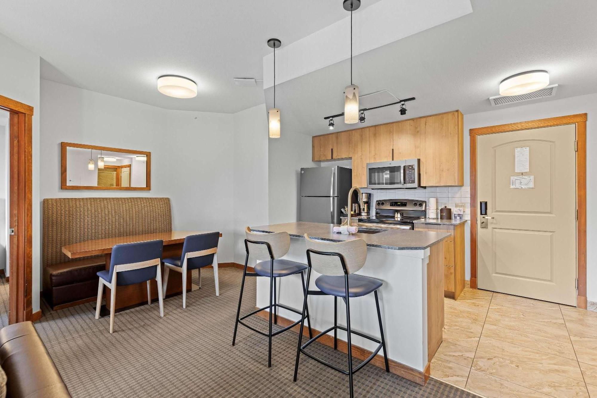 Holiday home Falcon Crest Sunrise Retreat Canmore